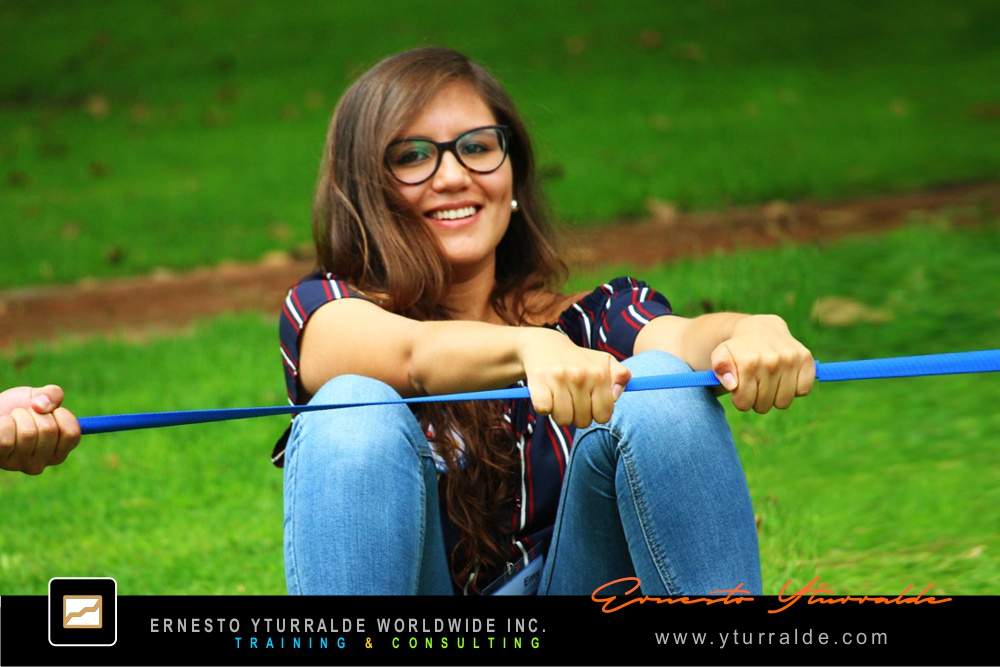 Bogotá - Colombia Talleres de Cuerdas | Team Building Empresarial