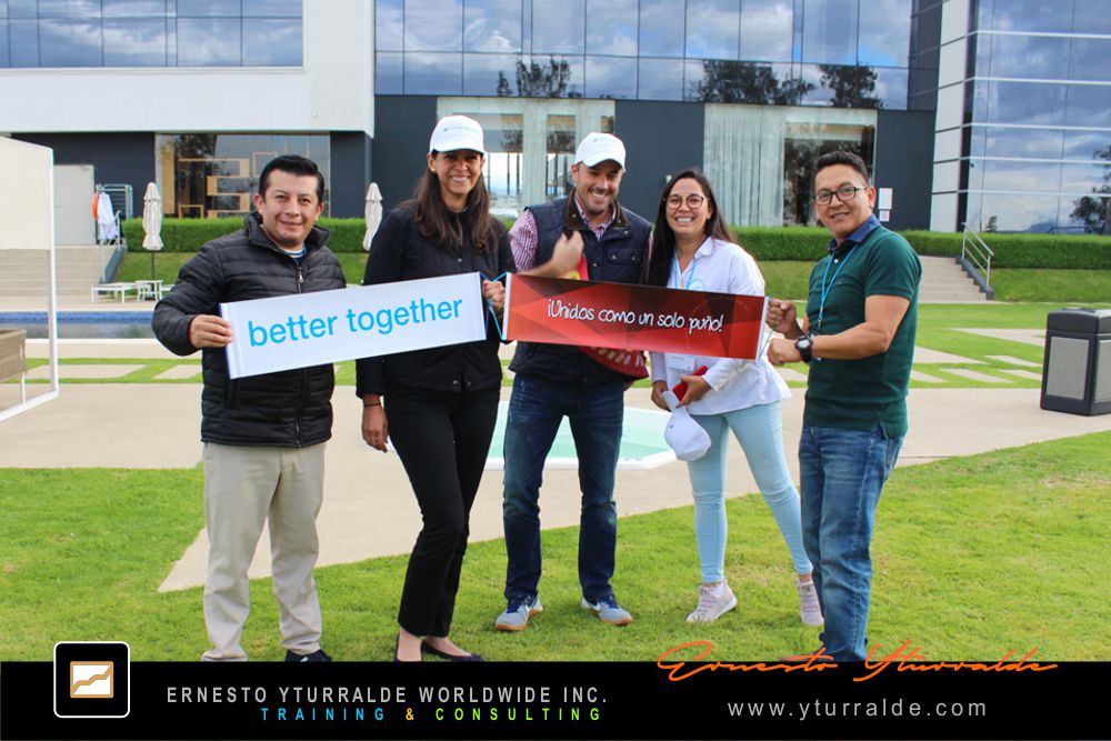 Bogotá - Colombia Talleres de Cuerdas | Team Building Empresarial